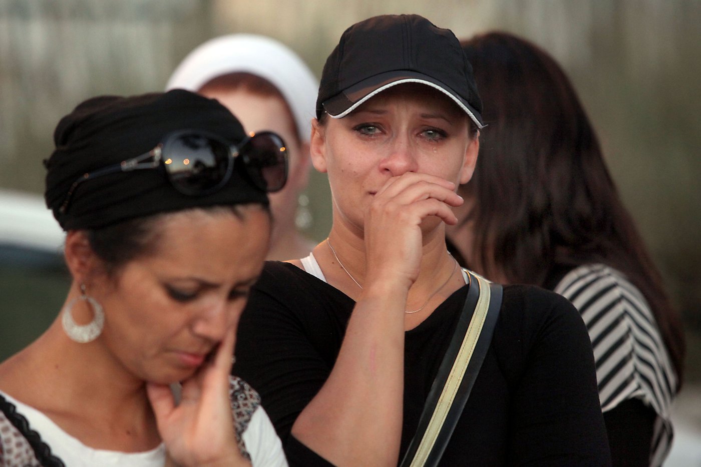 בראש מורכן ודמעות: דרכם האחרונה של אייל, נפתלי וגיל-עד
