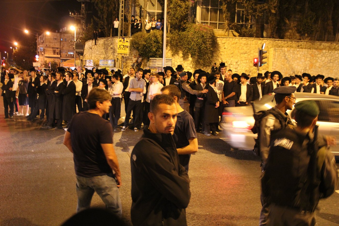 קריאות "מוות לערבים" בשכונה החרדית • תיעוד