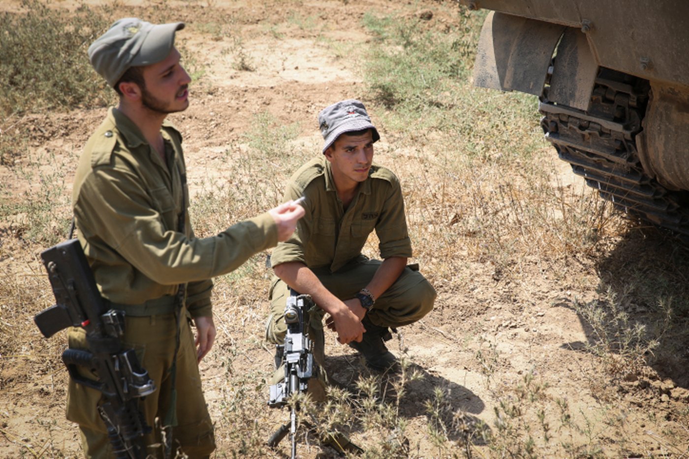 לקראת פעולה? כוחות צה"ל נערכים בגבול רצועת עזה • תמונות