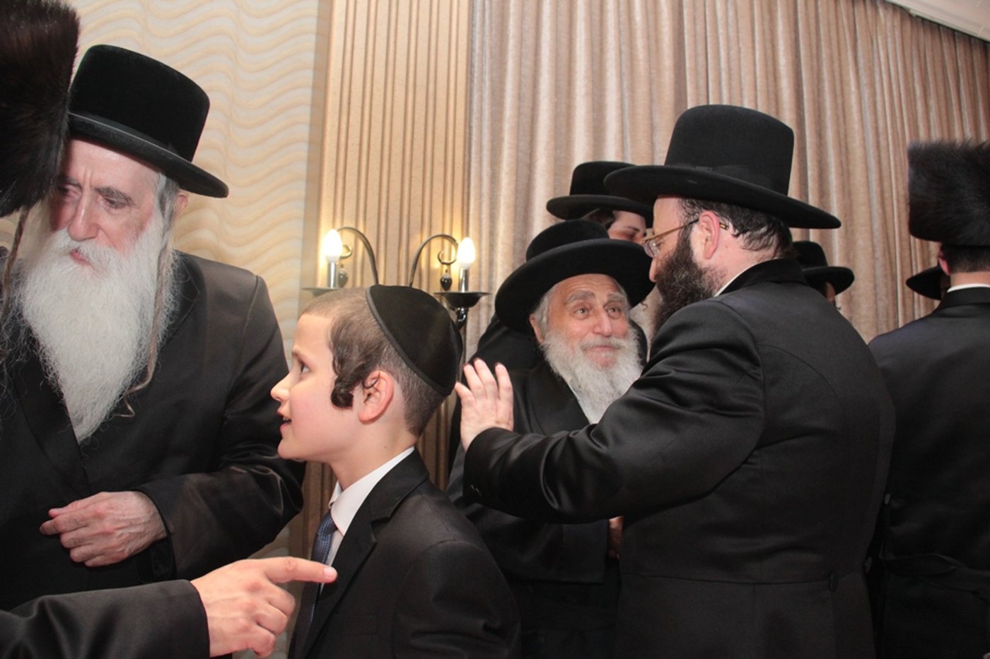 הרב שמואל רבינוביץ חיתן, כל המי ומי התייצבו • גלריה
