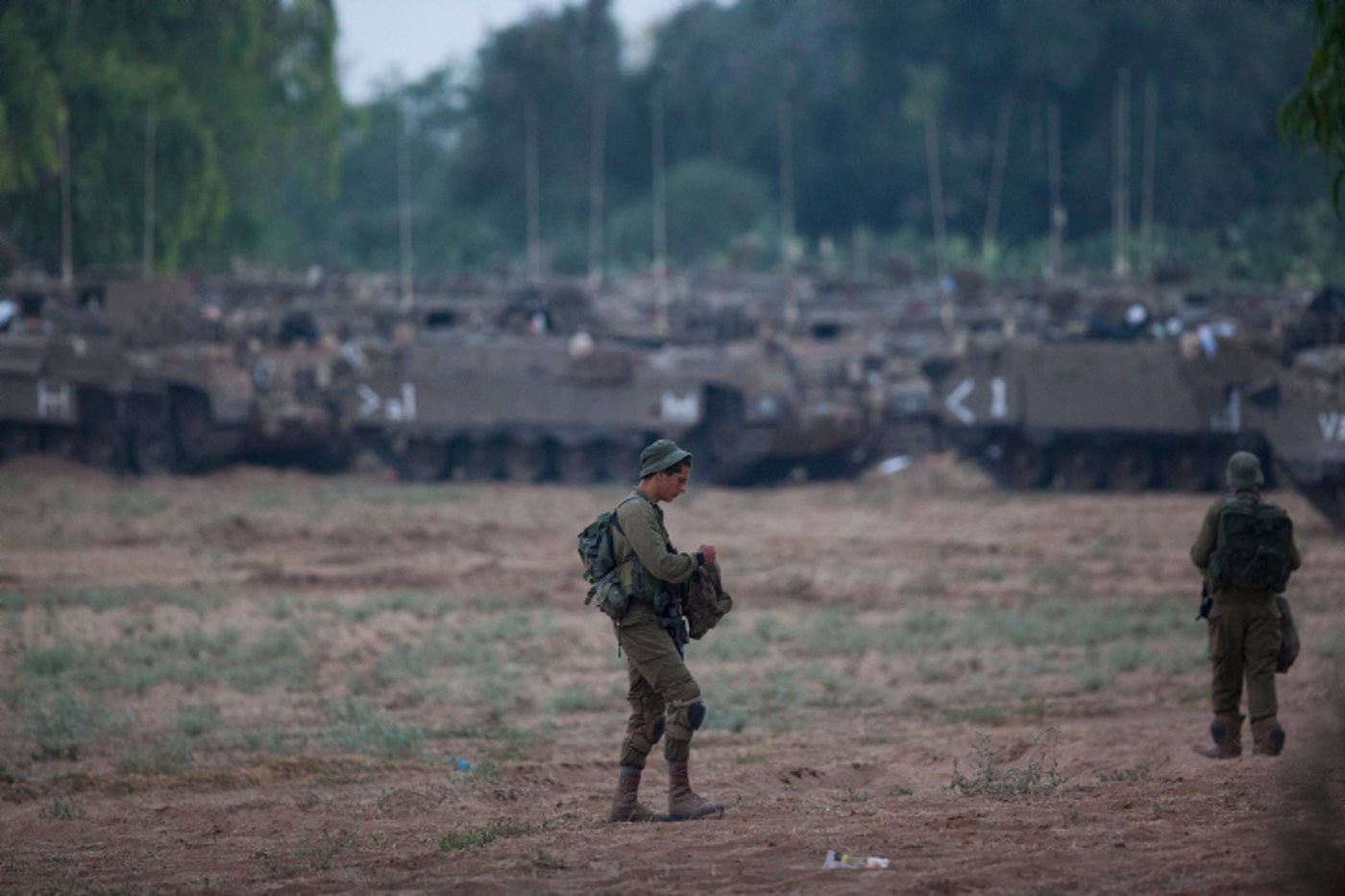 תמונות: החיילים בגבול הרצועה, והתקיפות בעזה