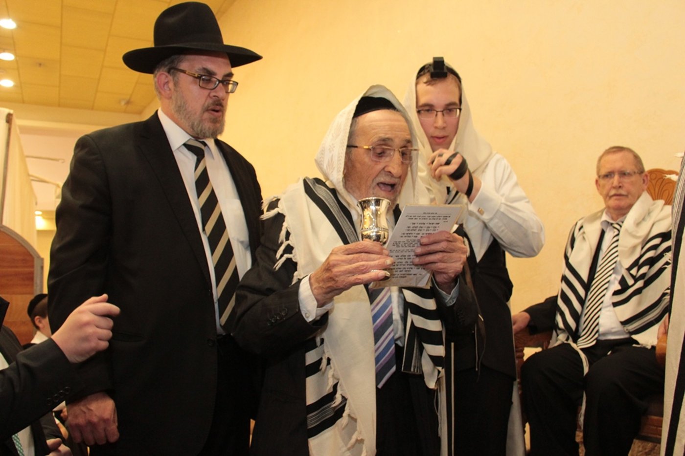 גלריה: ברית לנכדו של ח"כ יעקב אשר