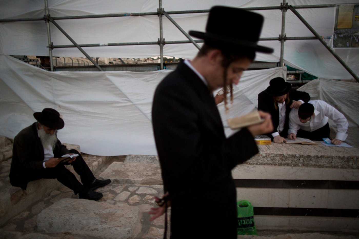 תיעוד: הילולת "אור החיים" בהר הזיתים