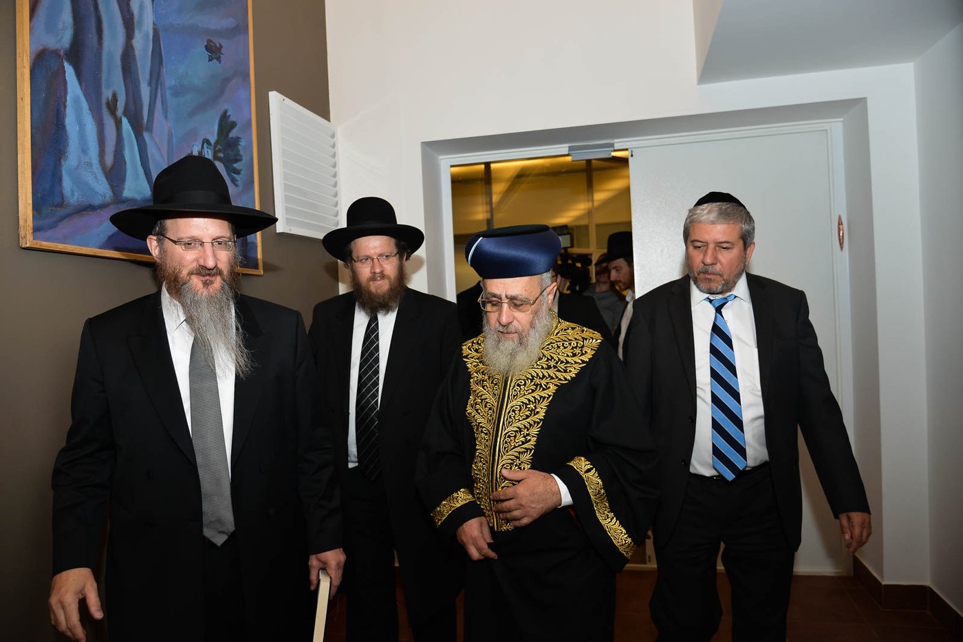 שנה בדיוק לאחר שפוטין החזיר אותה: הרבנים הראשיים ביקרו בספריית שניאורסון
