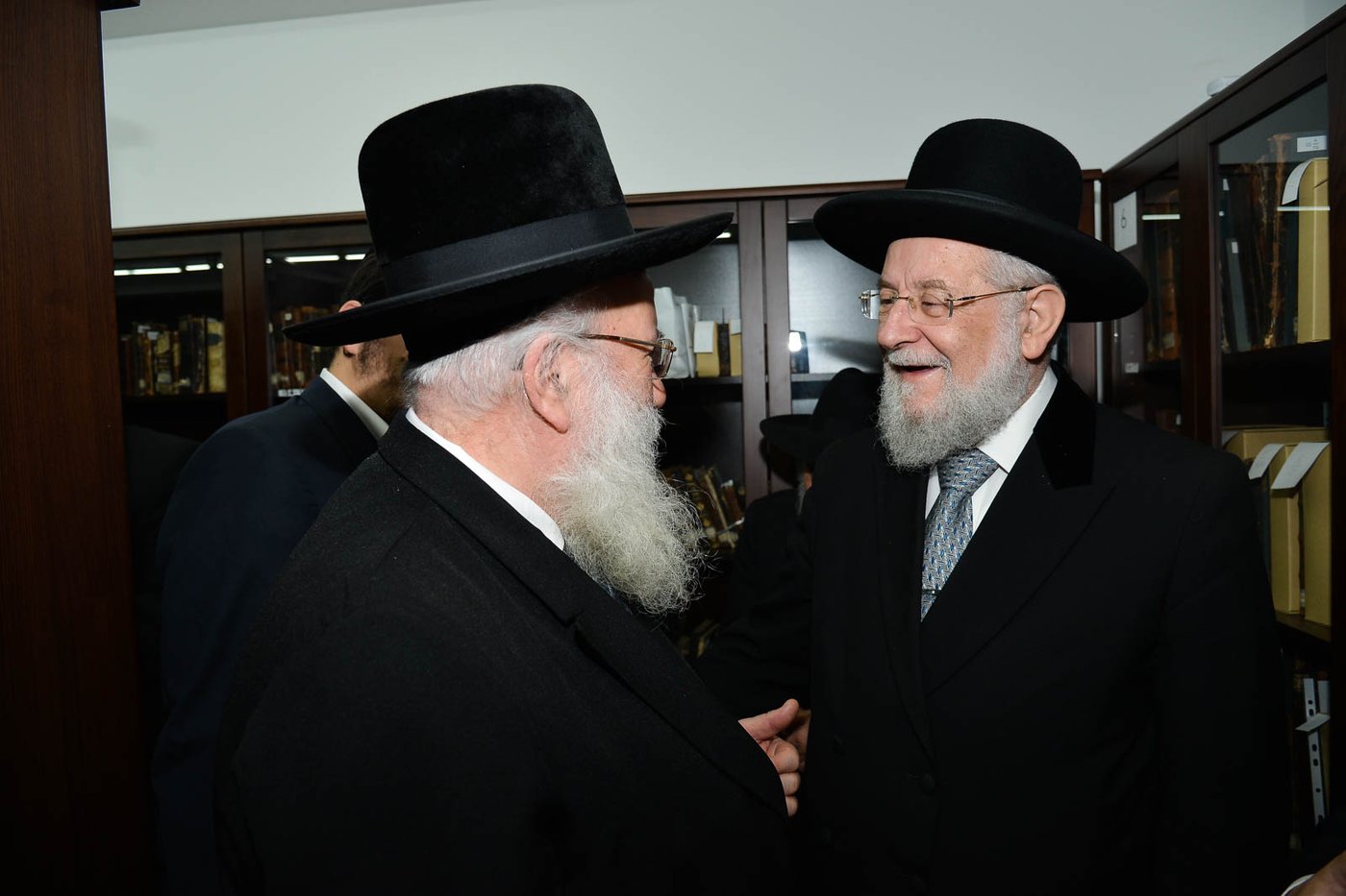 שנה בדיוק לאחר שפוטין החזיר אותה: הרבנים הראשיים ביקרו בספריית שניאורסון