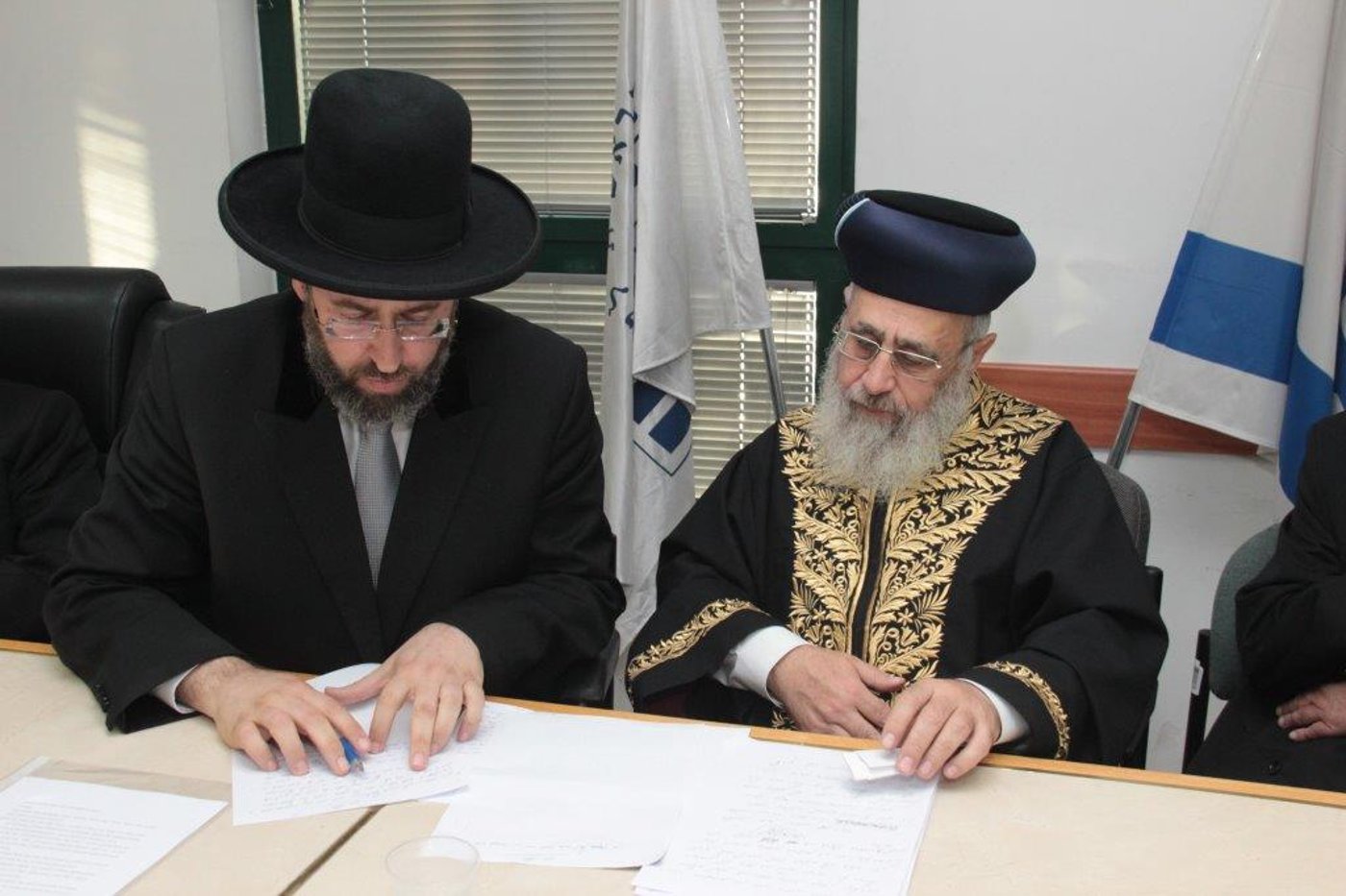 הרבנות הראשית מאיימת: לא נכיר בגיורים שיתבצעו לפי החוק החדש
