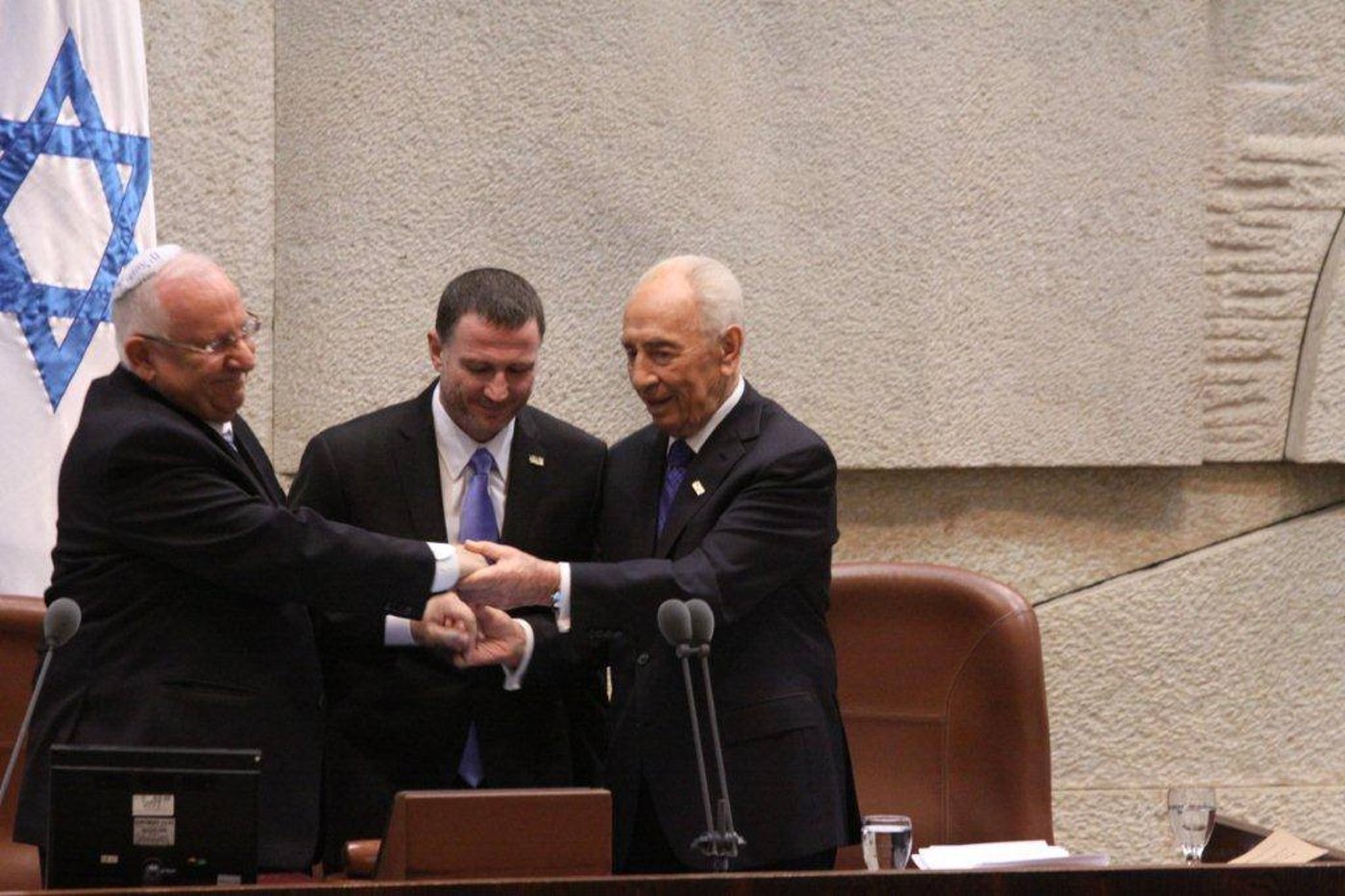 באמצע הלחימה: ראובן ריבלין הושבע לתפקיד נשיא המדינה