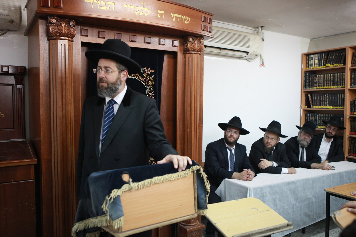 הרב לאו לתלמידי ישיבה: "אתם כיפת הברזל שלנו"