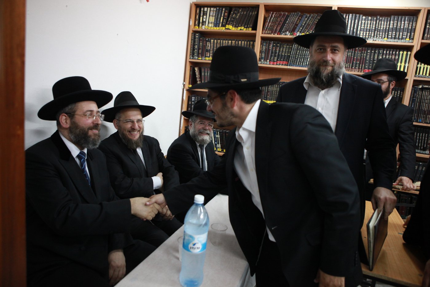 הרב לאו לתלמידי ישיבה: "אתם כיפת הברזל שלנו"