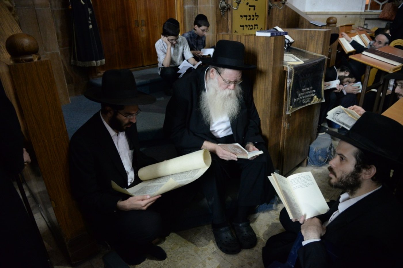 1,946 שנים לחורבן בית המקדש: גדולי ישראל מתאבלים