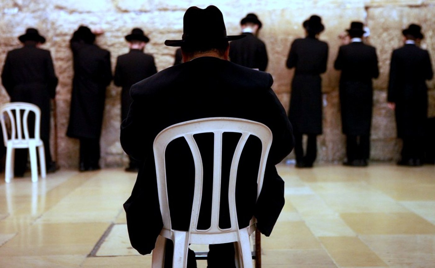 גלריה: מוצאי תשעה באב בכותל המערבי