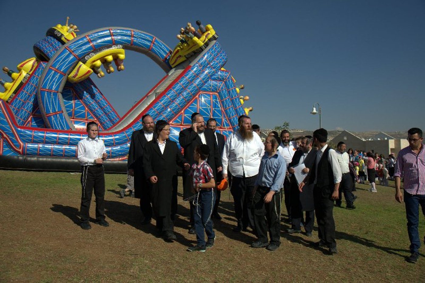 לונה פארק ענק - חינם לילדי ביתר