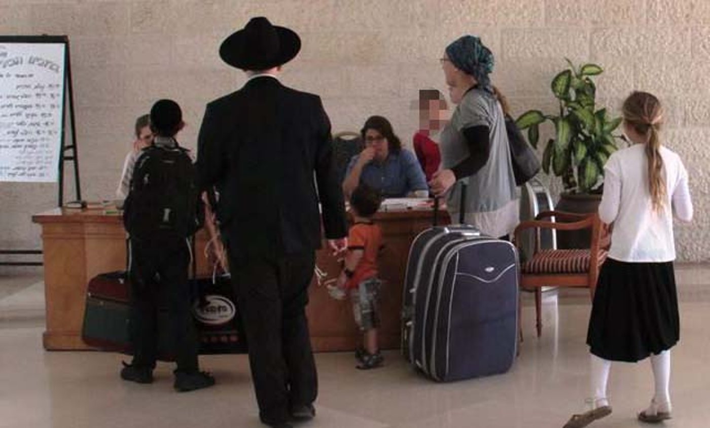 נופש במלון, בשבוע שעבר. למצולמים אין קשר לנאמר בידיעה