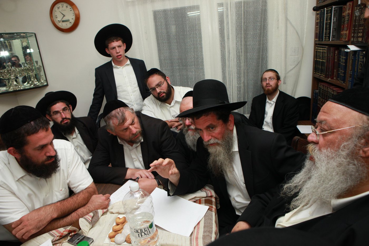 תיעוד בלעדי: אמו של נפתלי פרנקל פגשה את אם הנעדר