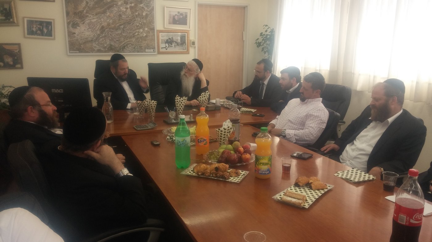 ח"כ מאיר פרוש פתח את שנת הלימודים בארבע ערים