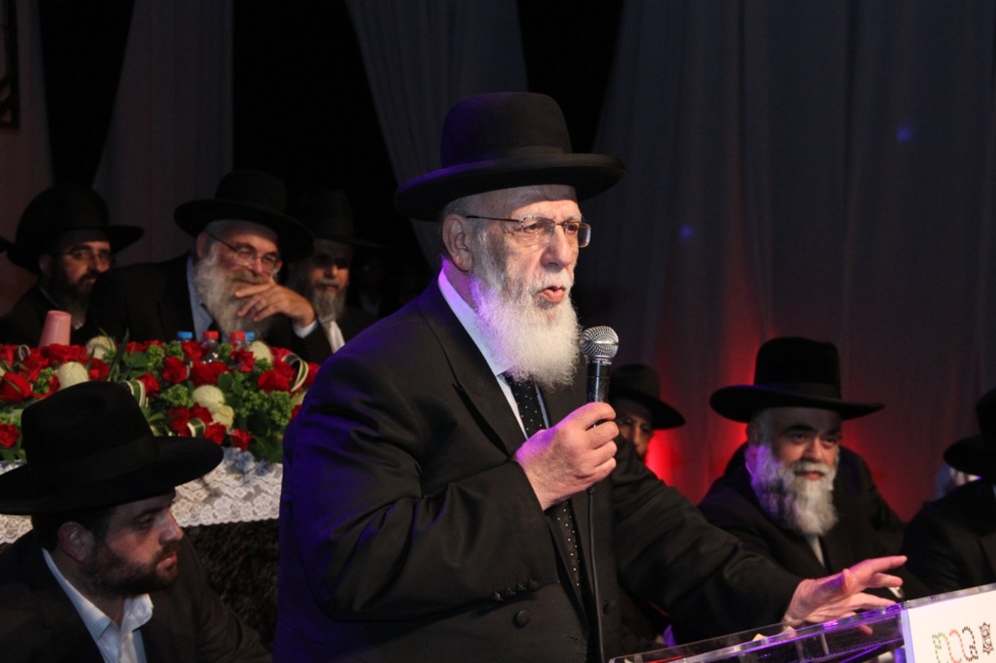 השטח מתעורר? אלפים בעצרות ש"ס בפתח תקווה ובבני ברק
