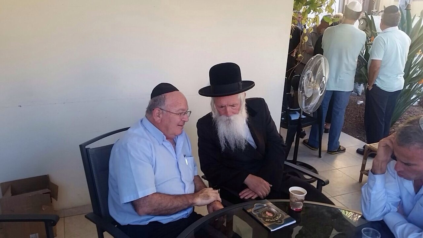 ביוזמת הרב גרוסמן: פיוס בין ח"כ שטרן והרב אליהו