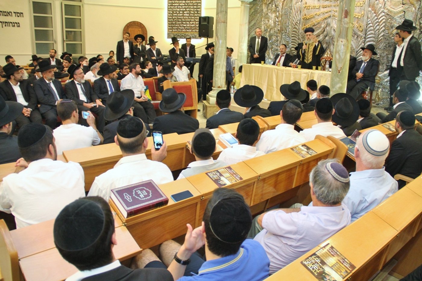 הרב דוד יוסף סיפר: כשמרן הגר"ע יוסף היה סהרורי בגלל התורה