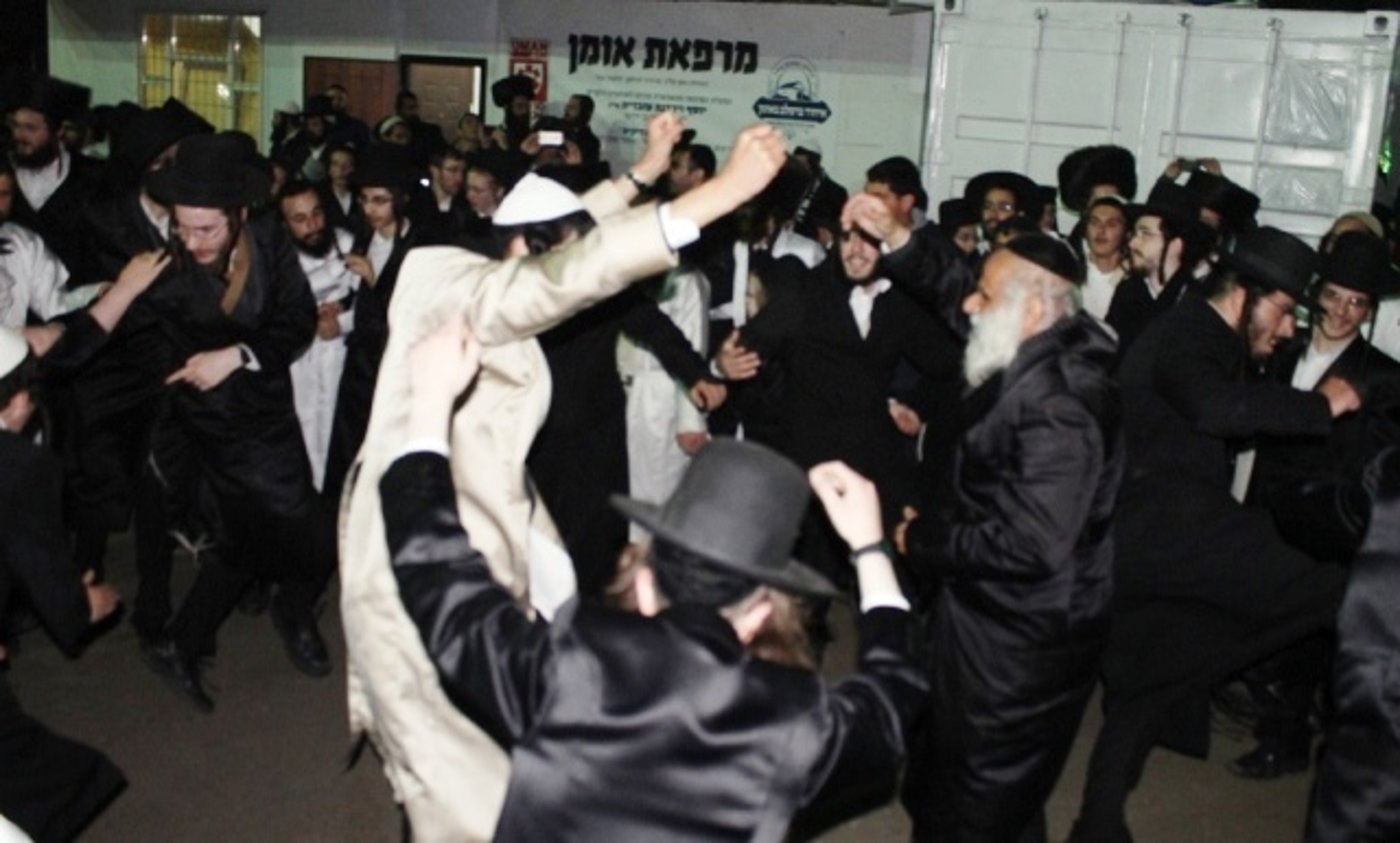 ריקודים באומן