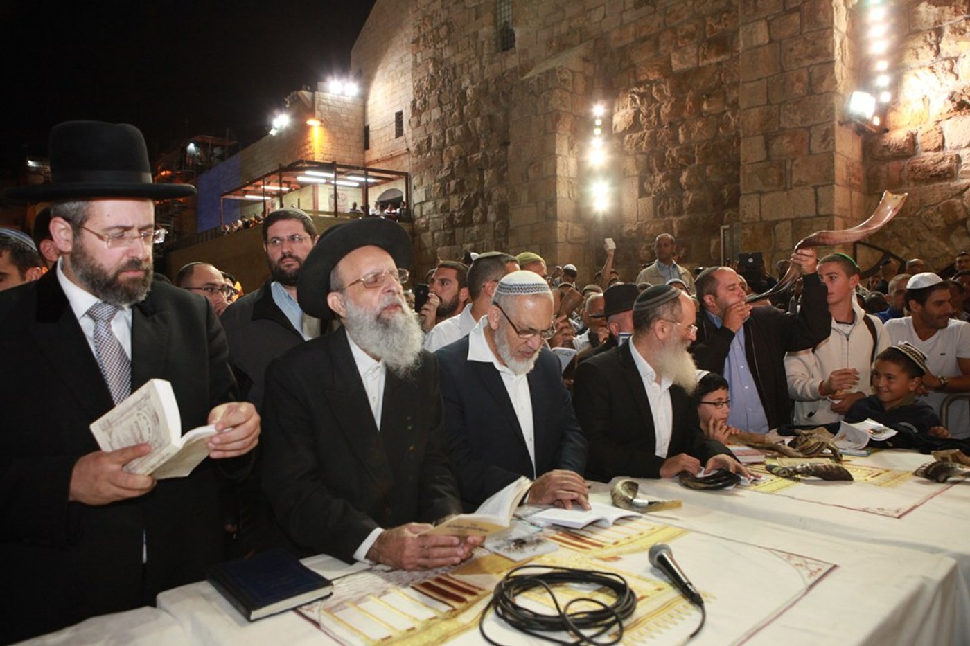גלריה: הסליחות של הציונות הדתית בכותל המערבי