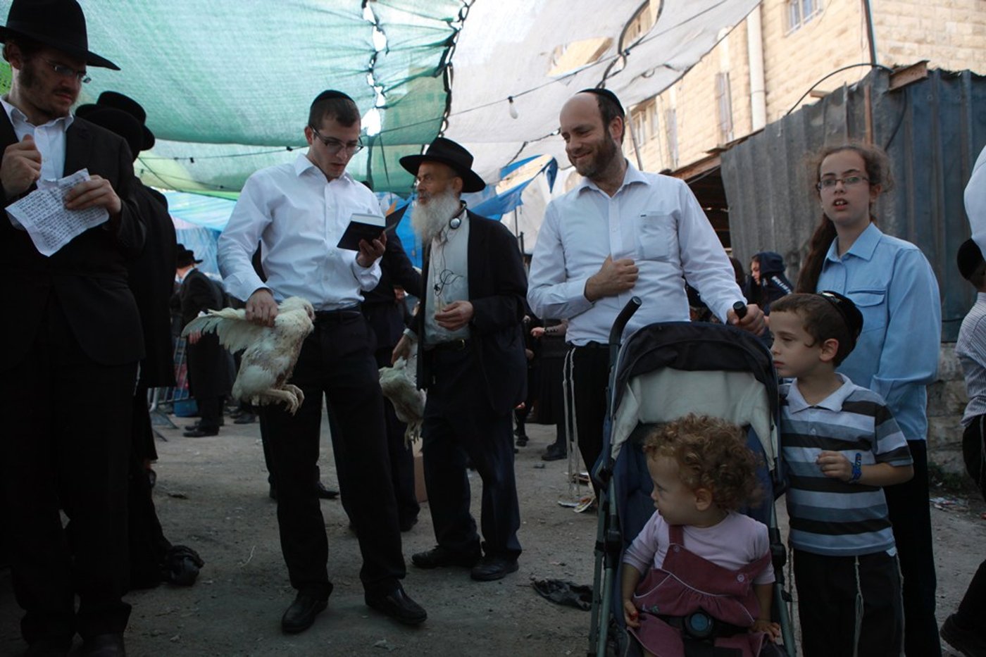 גלריה: שכונת מאה שערים עשתה כפרות