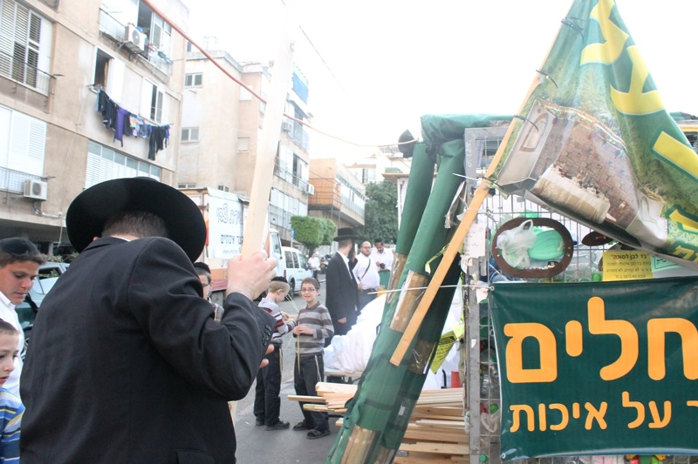 יש לבלוב? • תיעוד משוק ארבעת המינים בבני ברק