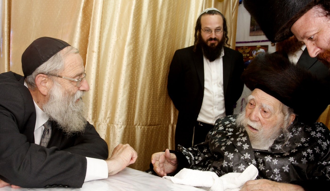 נשיא המועצת החסידית לרב אריה שטרן: "בהצלחה ברבנות י-ם"