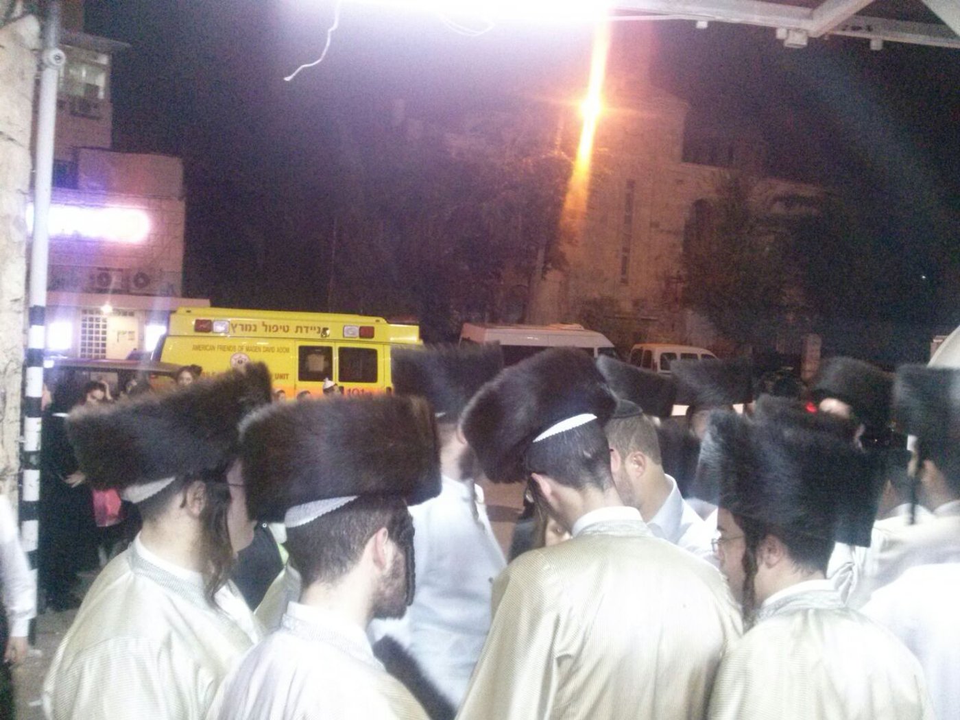 תולדות אהרן: הטבח נפל לתוך סיר המרק ונפצע