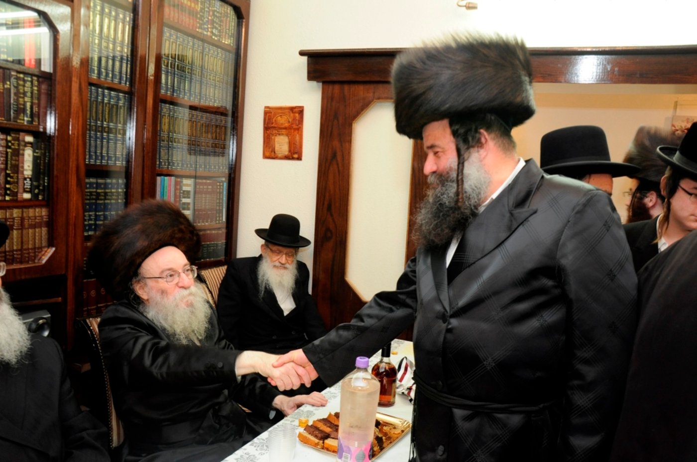 גלריה: הכנסת ספר תורה בספינקא
