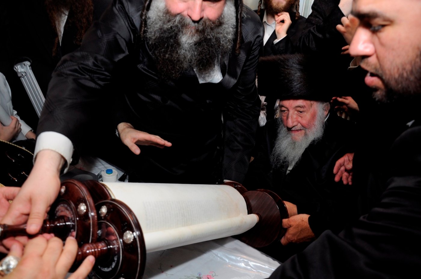 גלריה: הכנסת ספר תורה בספינקא