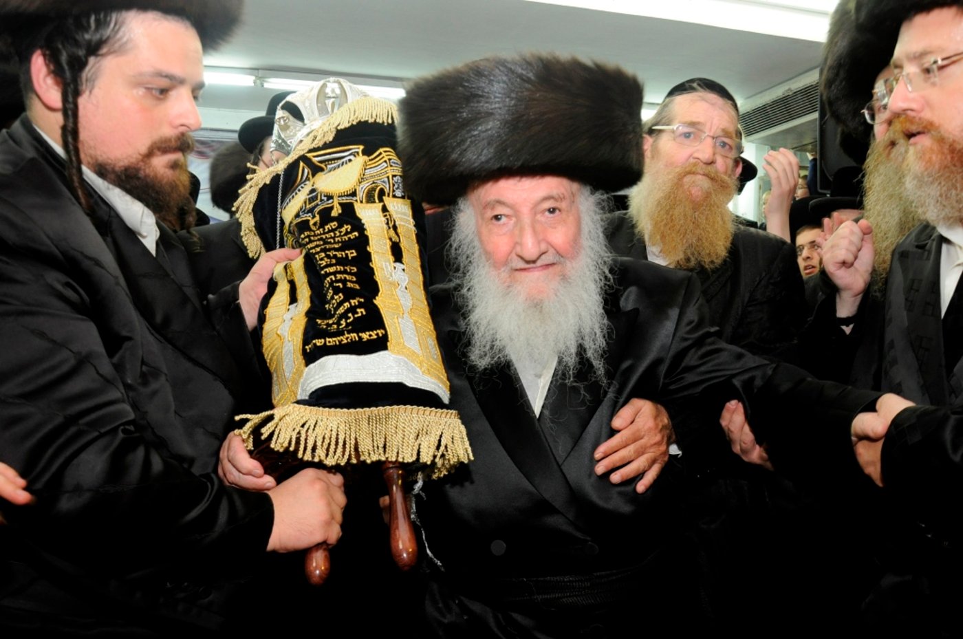 גלריה: הכנסת ספר תורה בספינקא