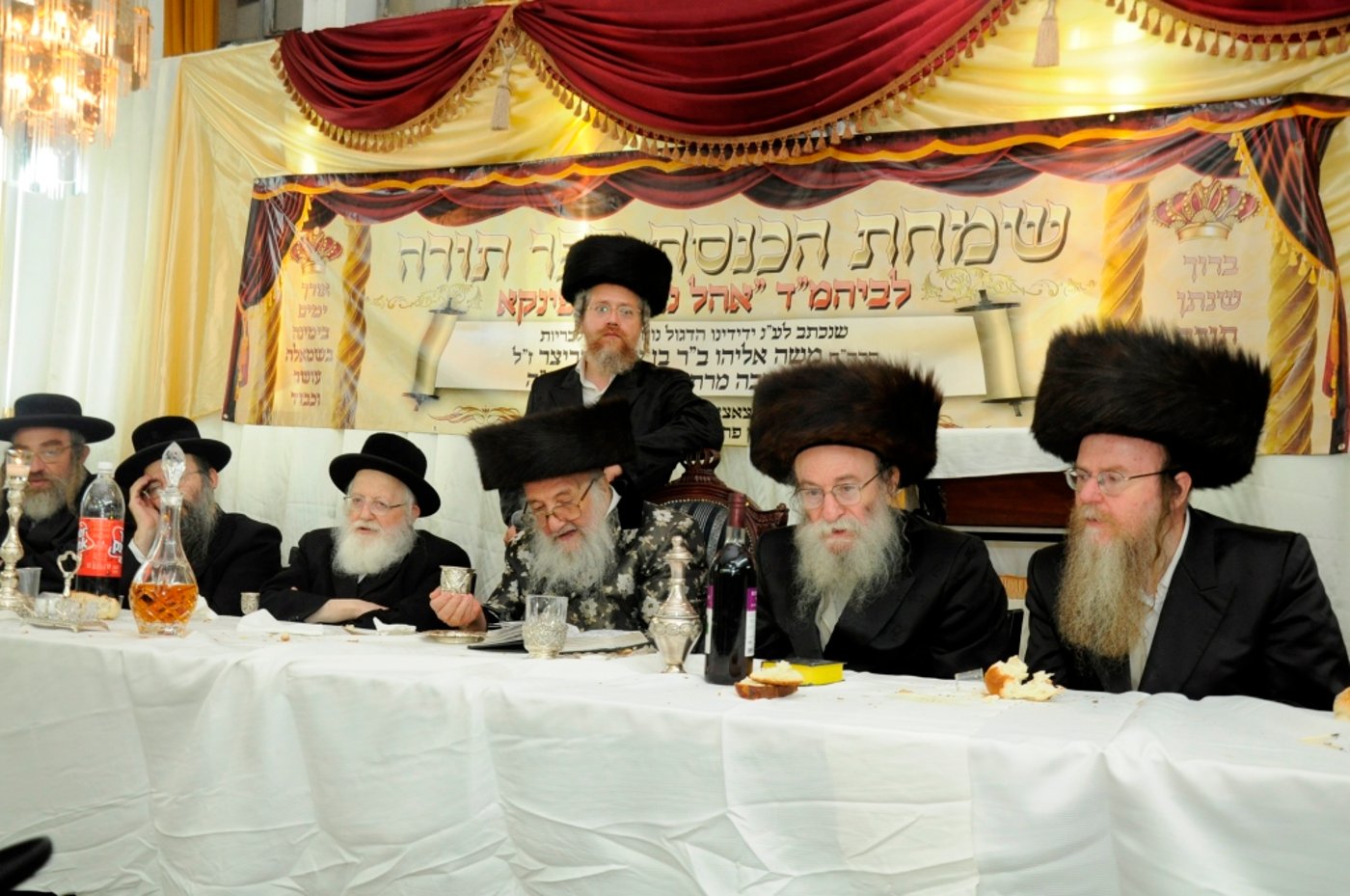גלריה: הכנסת ספר תורה בספינקא