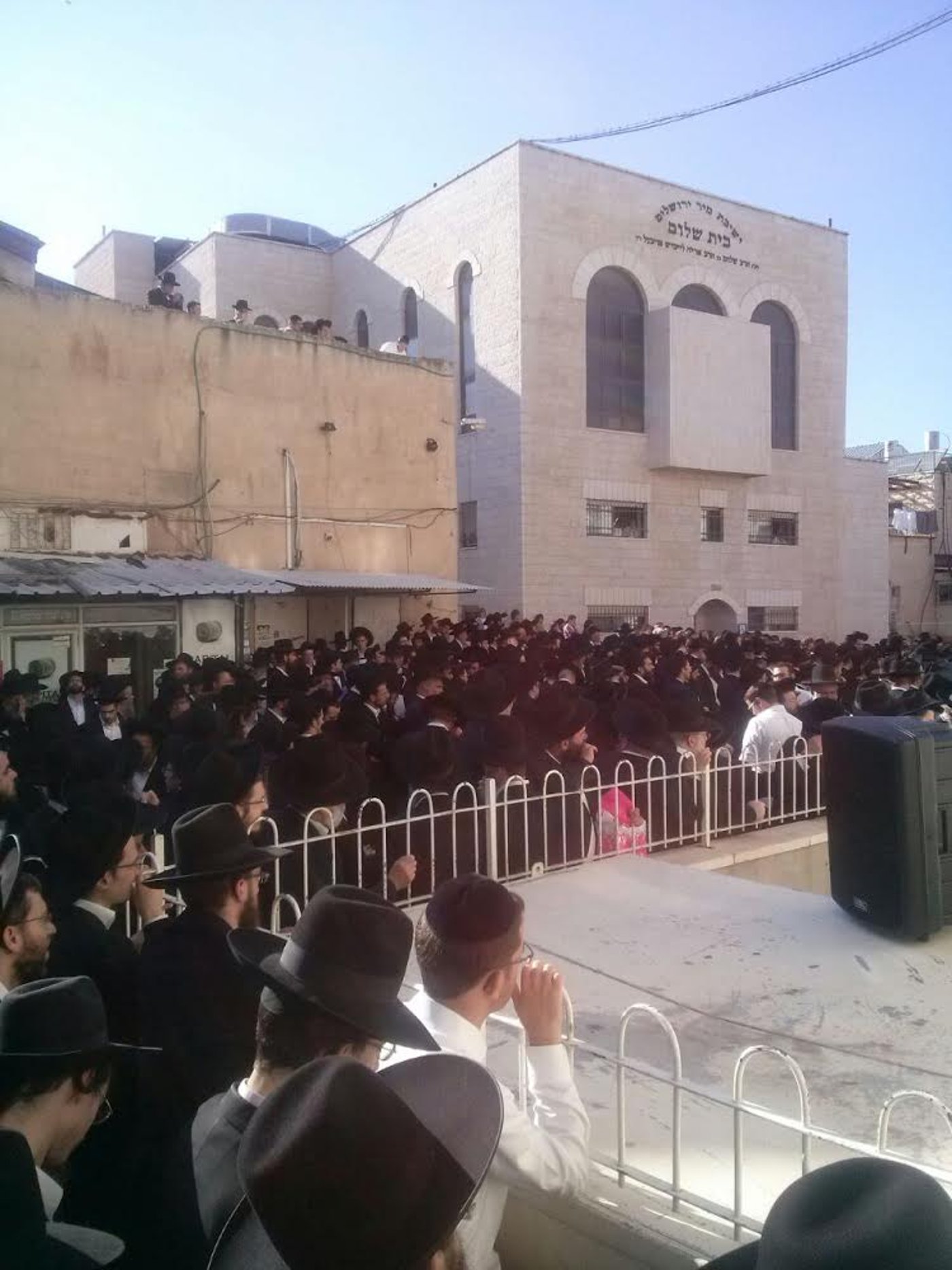 אלפים ליוו את הרבנית חסידה חדש ע"ה • תיעוד