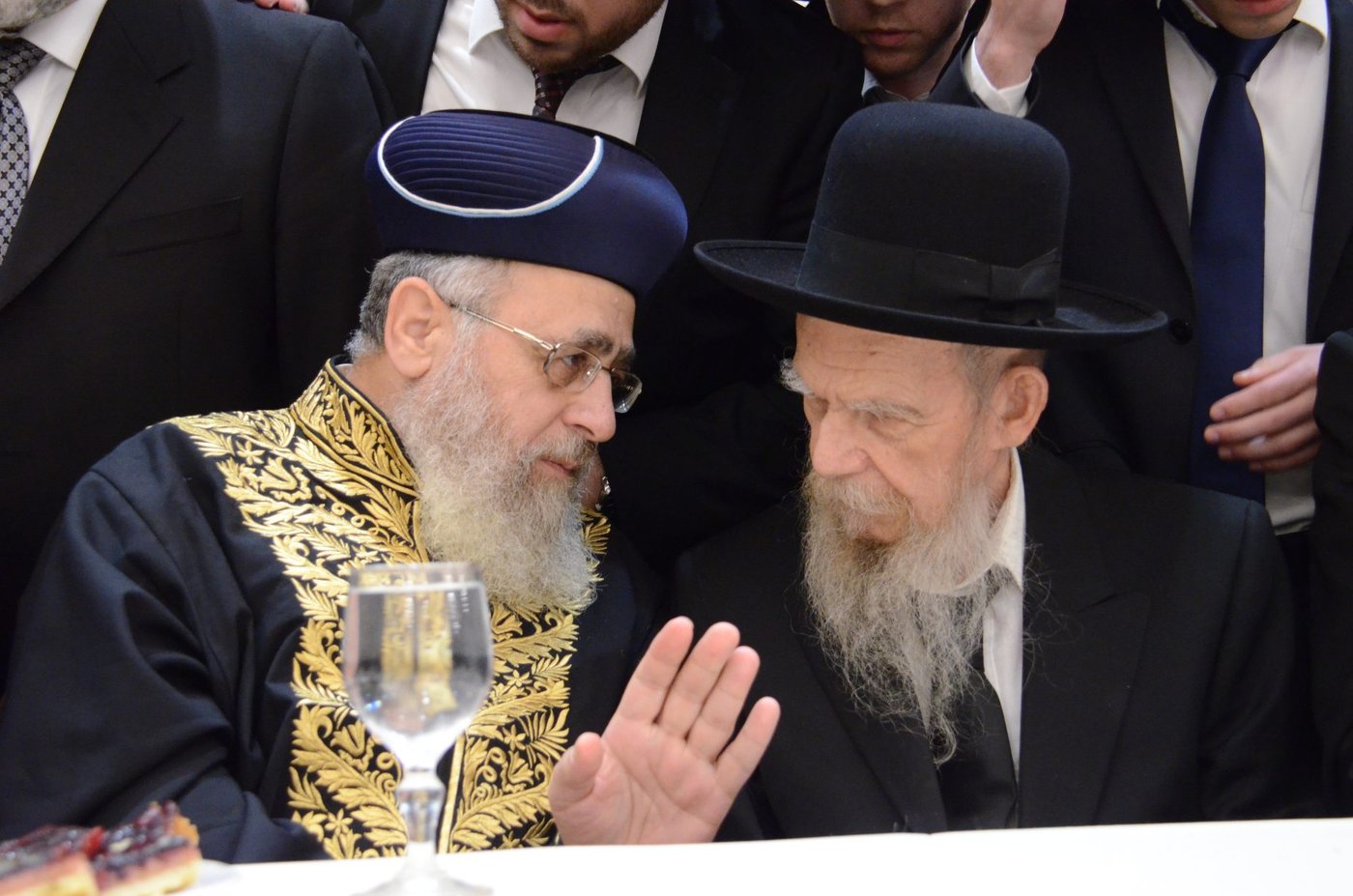 שמחת בית פוניבז' בנישואי נכדי ראשי הישיבה • תיעוד ענק
