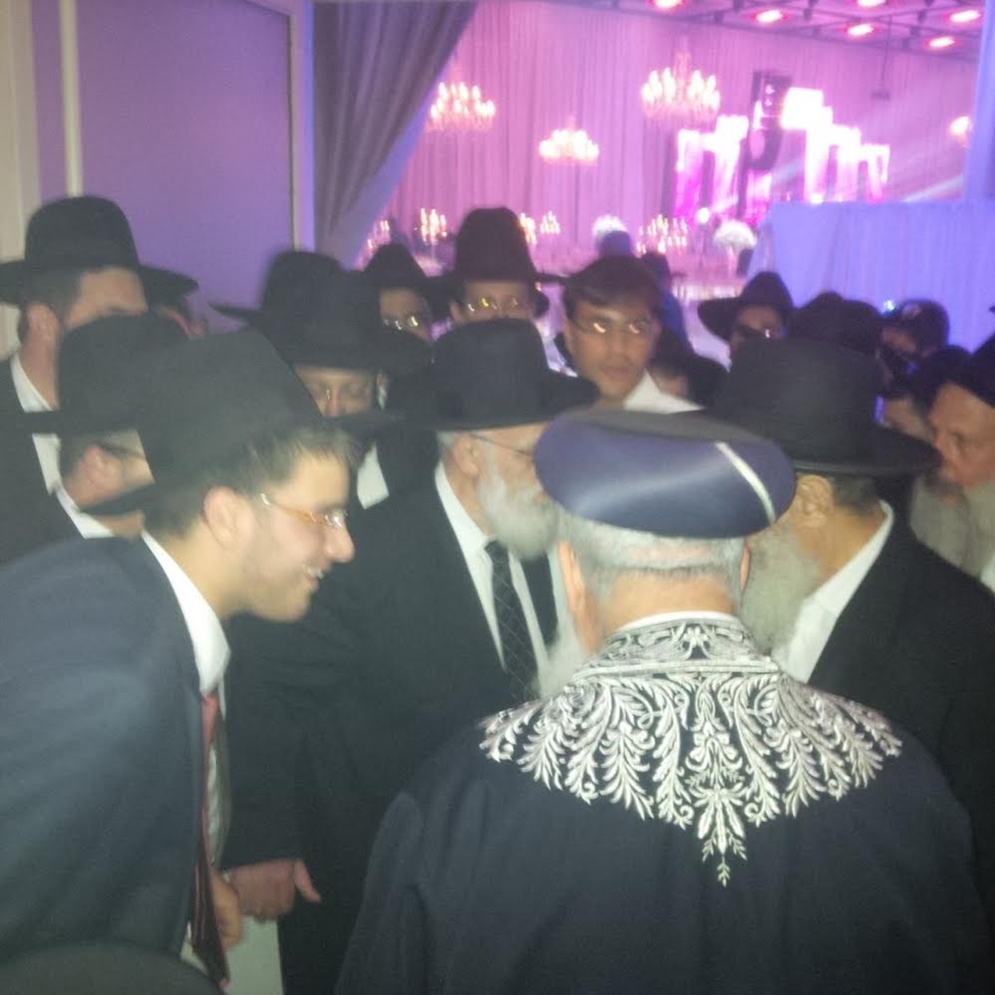 לראשונה מזה תקופה: הרב שלום כהן והרב עמאר נפגשו