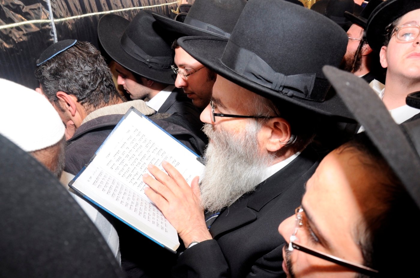 גלריה: אלפים בהילולת רחל אמנו