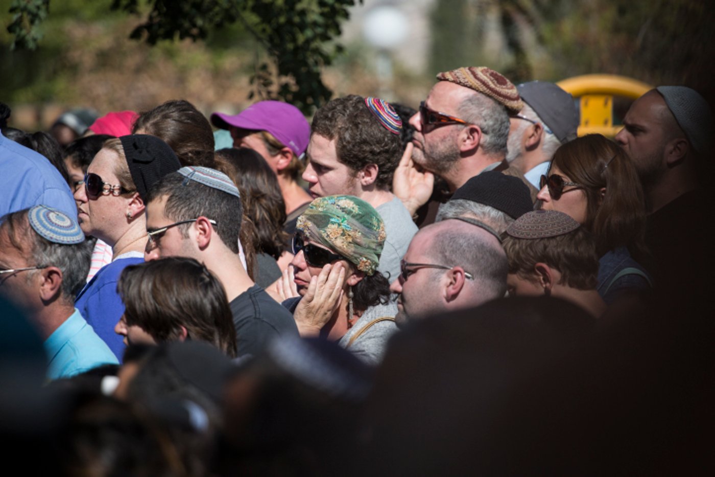המונים ליוו את דליה למקוס הי"ד בדרכה האחרונה