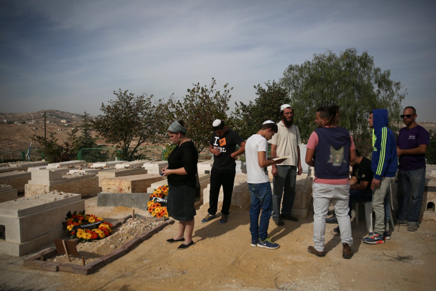 המונים ליוו את דליה למקוס הי"ד בדרכה האחרונה