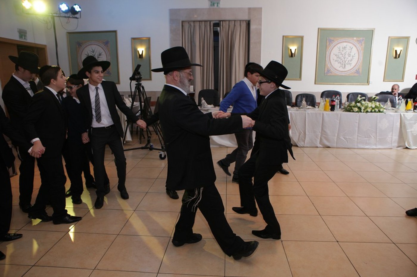 גלריה: בר מצווה לנכדו של הגאון רבי ראובן אלבז