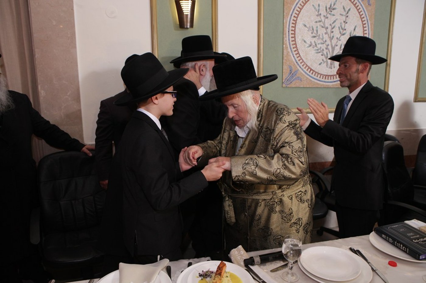 גלריה: בר מצווה לנכדו של הגאון רבי ראובן אלבז