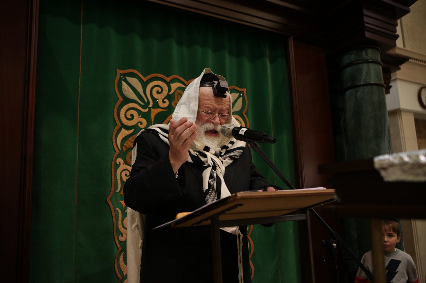 המונים בעצרת תפילת יום כיפור קטן במקום הטבח • וידאו וגלריה