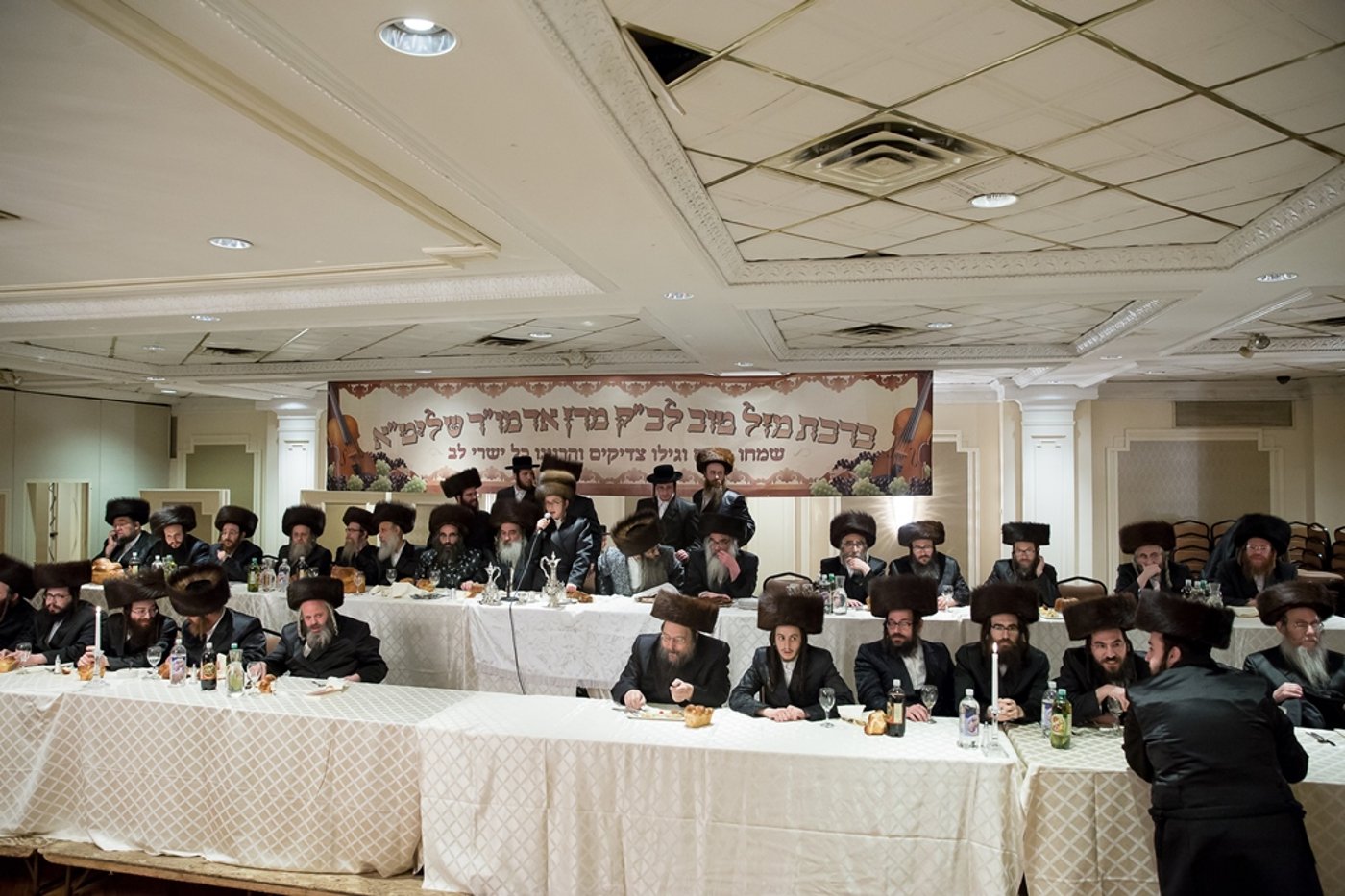 גלריה: שמחה כפולה בחצר "בית שמואל צבי - ספינקא"