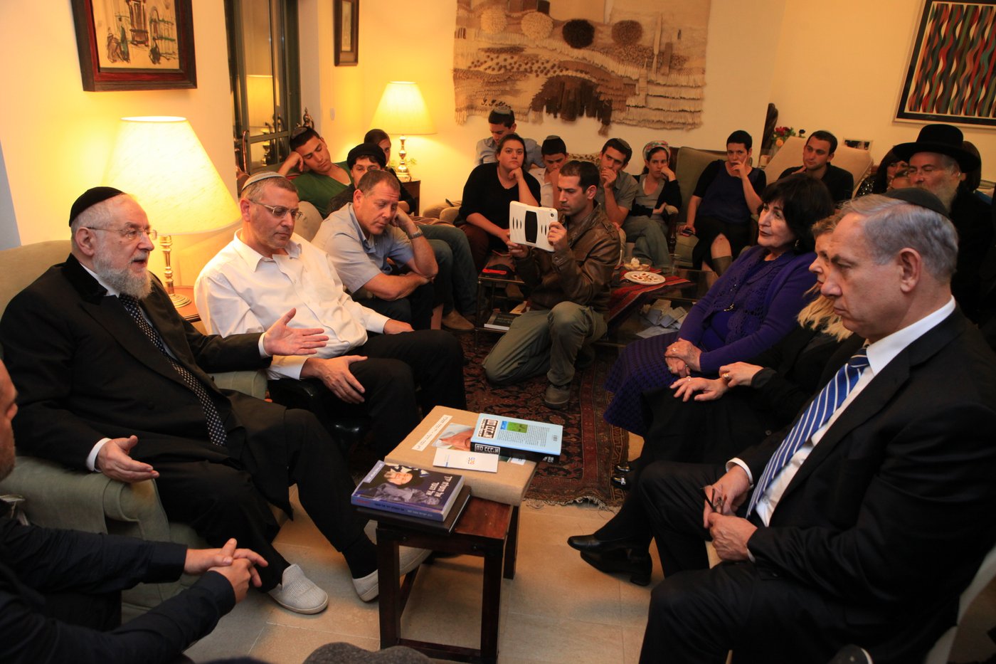 נתניהו לגרי"מ לאו: "הרצון לרצוח אותנו - לא השתנה"