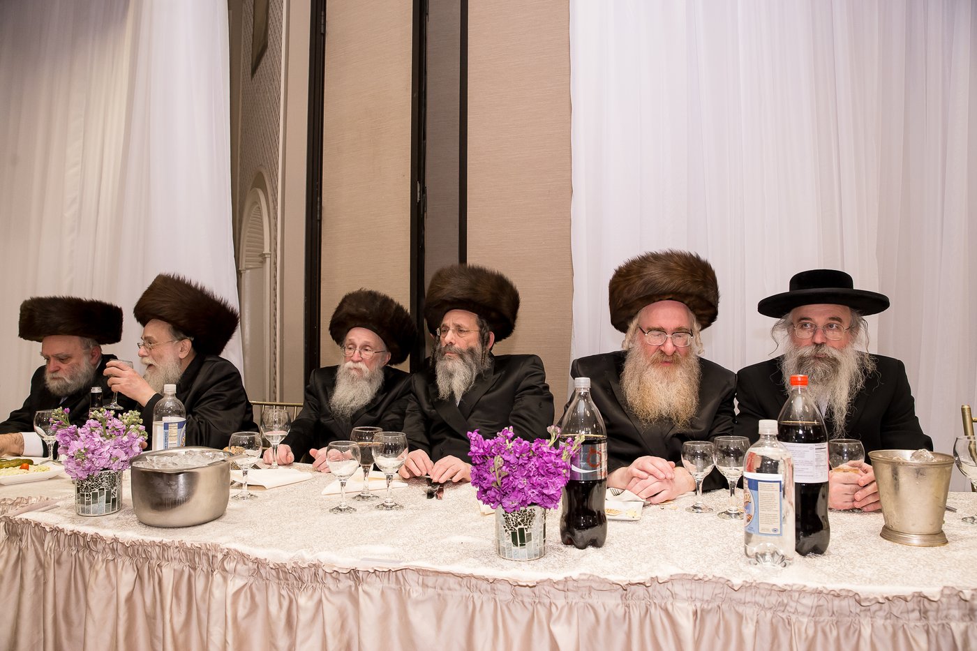 תיעוד: חתונת בת רבי משה לעווי עם בן הרה"צ מסאקהל