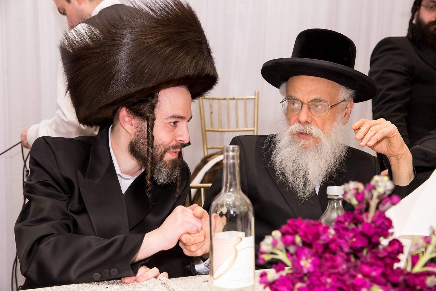 תיעוד: חתונת בת רבי משה לעווי עם בן הרה"צ מסאקהל