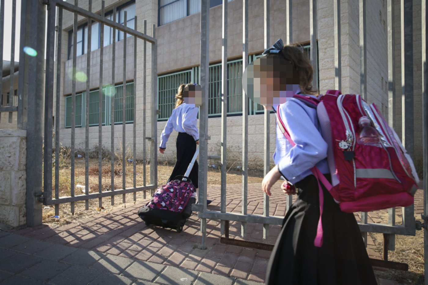 מתחם בית הספר החרדי הסמוך לביה"ס שפות ותרבויות