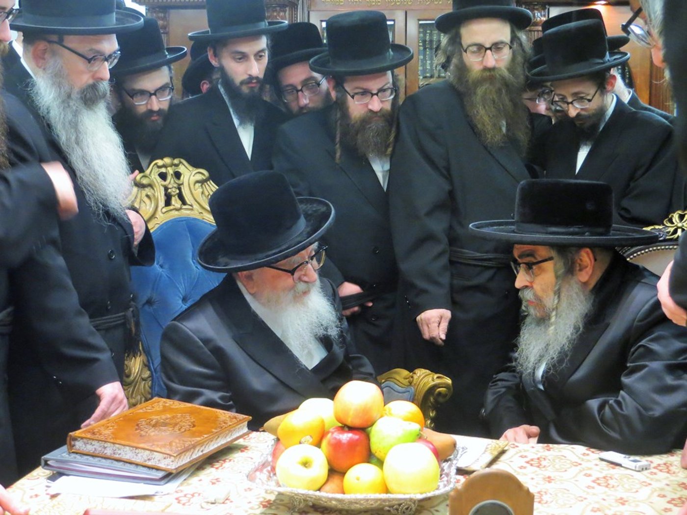 הרבי מסאטמר ביקר צל הרבי מסקווירא • תמונות