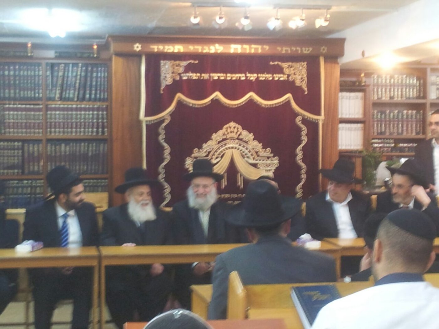 הרב ראובן אלבז: "זה דור של שמד"