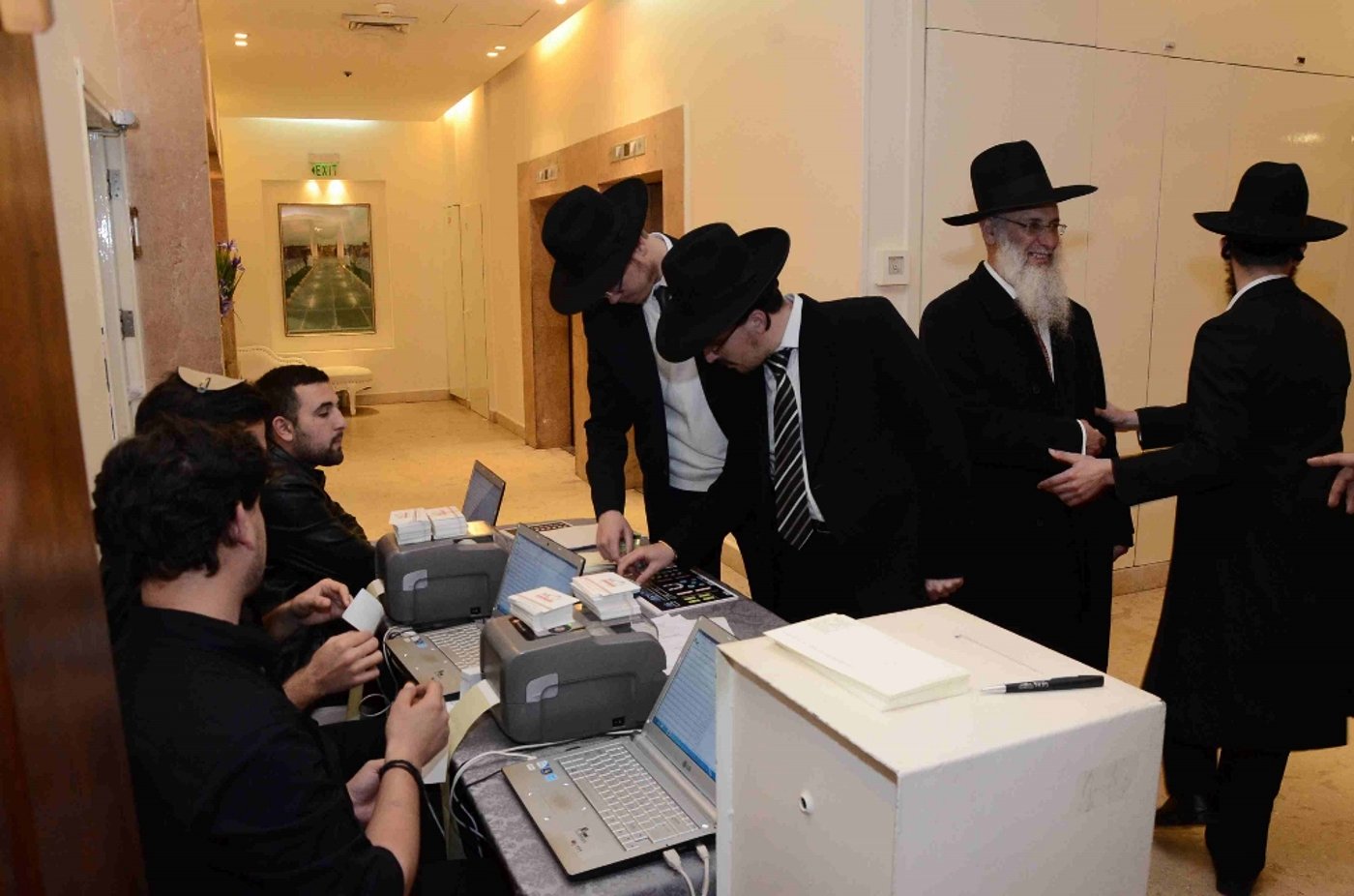גלריה: הילולת המקובל רבי ניסים פרץ זצ"ל