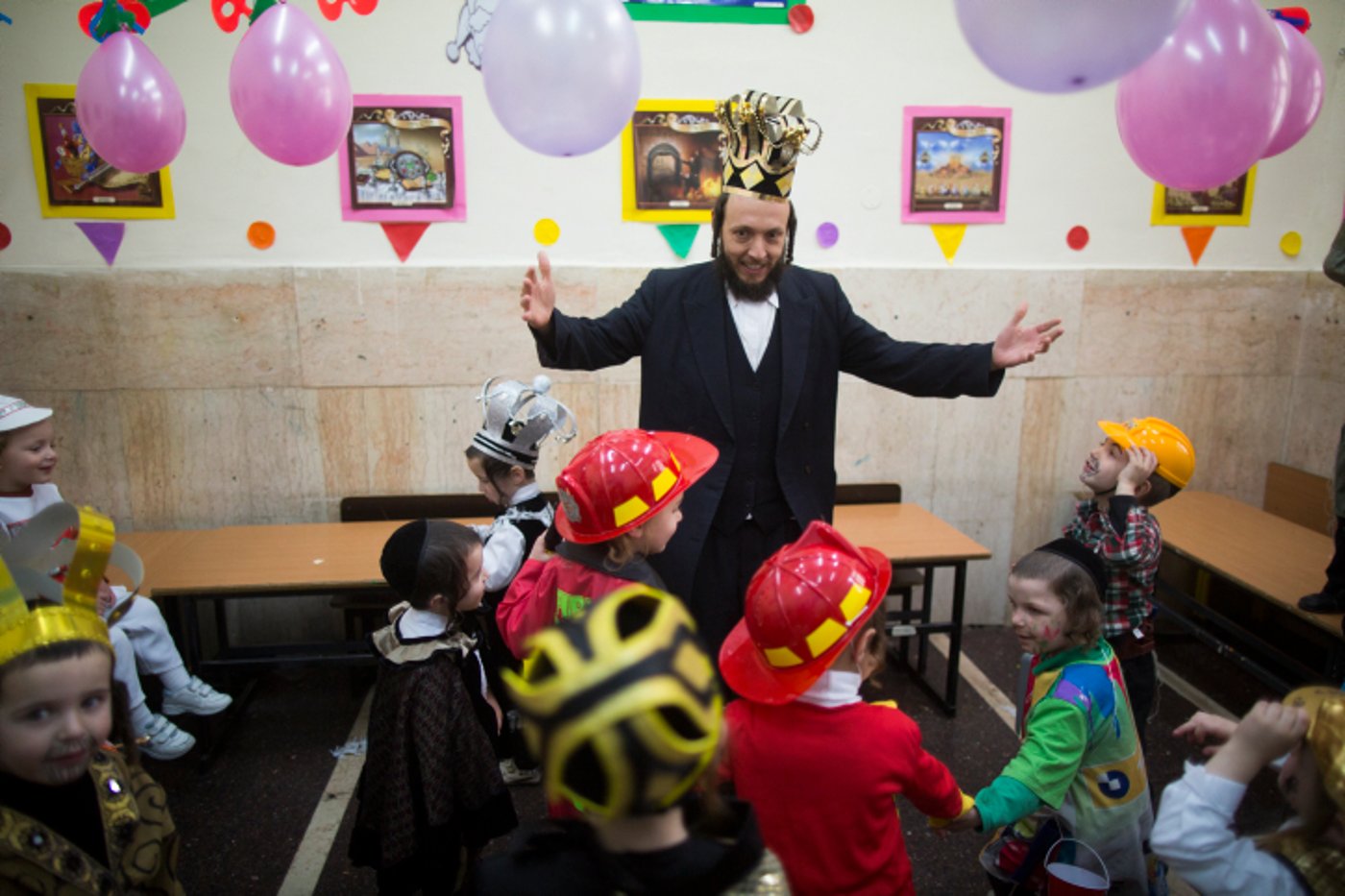 גלריה: ילדי פינסק-קרלין מחופשים